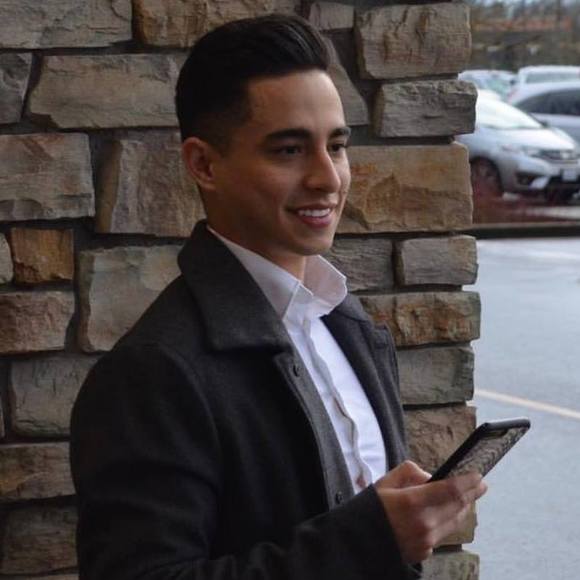 Profile Picture of Alvaro Gonzalez (@varogonzalez) on Poshmark