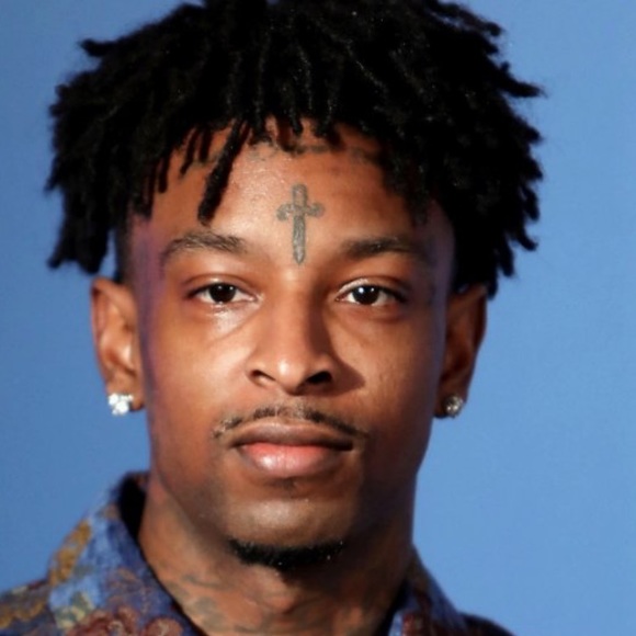 Profile Picture of Chillie Chill (@roberamirez) on Poshmark