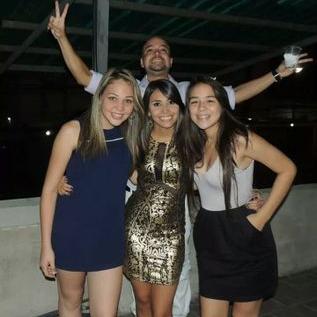 Profile Picture of Elizabeth Ramìrez (@ElyRamiirez) on Twitter