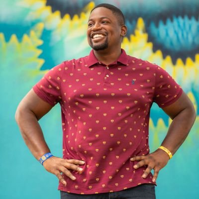 Profile Picture of David Crownson (@Dcrownson) on Twitter