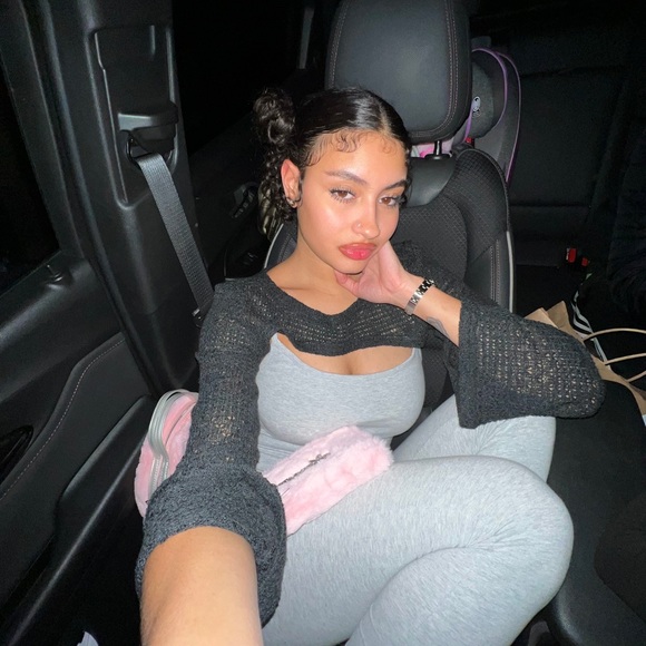 Profile Picture of Serenity Khaalid (@serenitykk_) on Poshmark