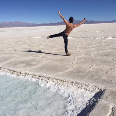 Profile Picture of Michael Ronda (@michaelrondax) on Twitter