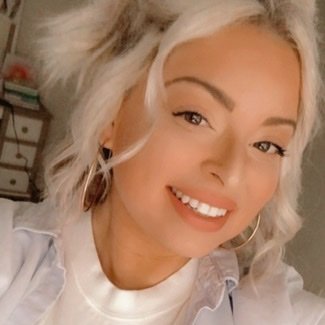 Profile Picture of Stephanie Aveau (@AveauStephanie) on Twitter