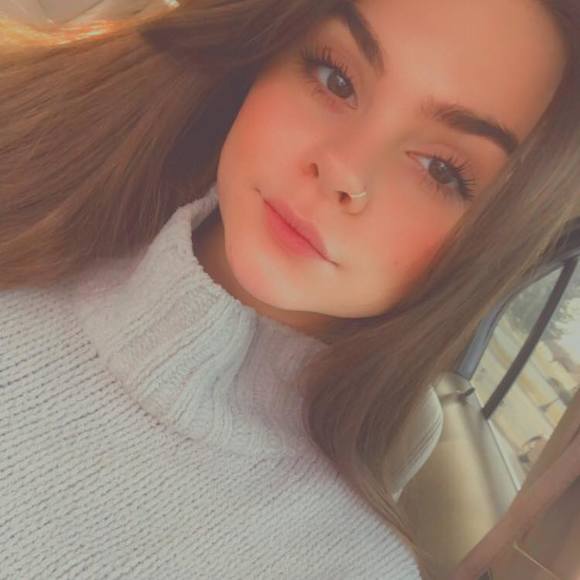 Profile Picture of Libby Wendinger (@libbywendinger) on Poshmark