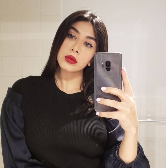 Atousa Kh - Poshmark Profile Picture of Atousa Kh (@atousakh) on Poshmark