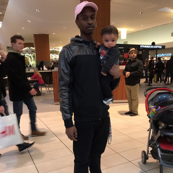 Profile Picture of Chris Felton (@cgthagod) on Poshmark