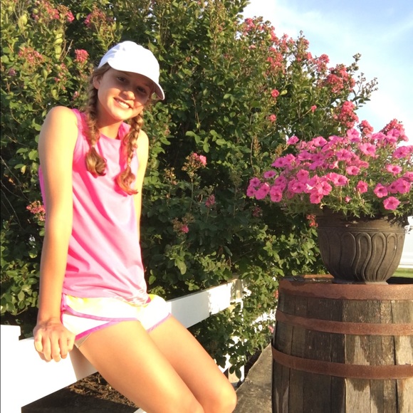 Profile Picture of Loribeth Miller (@lmillerrr) on Poshmark