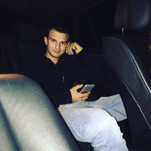 Jovan Vicentijevic - Poshmark Profile Picture of Jovan Vicentijevic (@jovan_v) on Poshmark