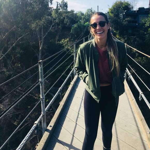 Profile Picture of Jenna Sahyoun (@jenna8912) on Poshmark