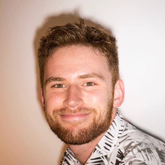 Profile Picture of Danny Tsolak (@daaaannnny) on Poshmark