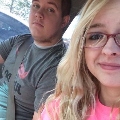 Profile Picture of Tiffany Engle (@te0761061) on Twitter