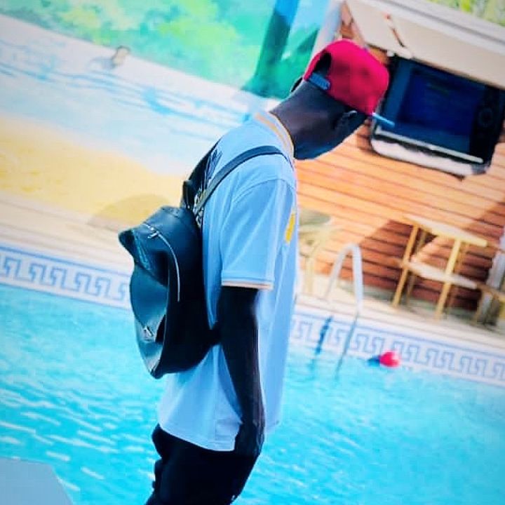 Profile Picture of 🪙 (@razcarder) on Tiktok