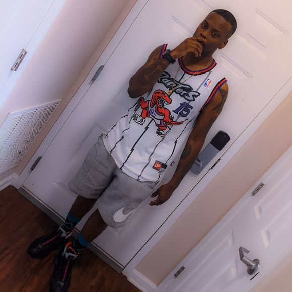 Profile Picture of Welton Barnes iii (@weltonbarnes) on Poshmark