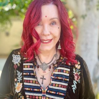 Profile Picture of THE Pamela Des Barres (@pameladesbarres) on Instagram