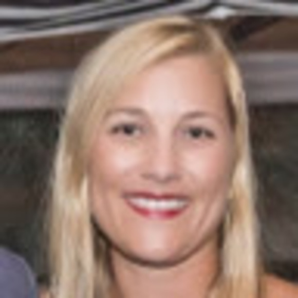 Profile Picture of Trisha Gibbs (@trisha_gibbs) on Poshmark