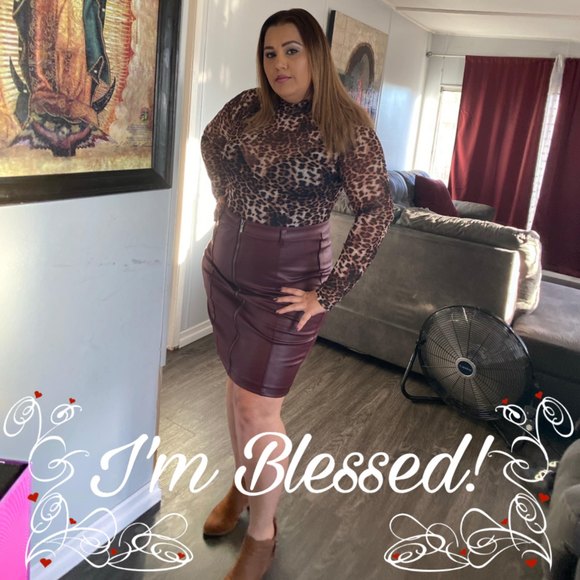 Profile Picture of Lorena Ojeda (@iniguez79731) on Poshmark