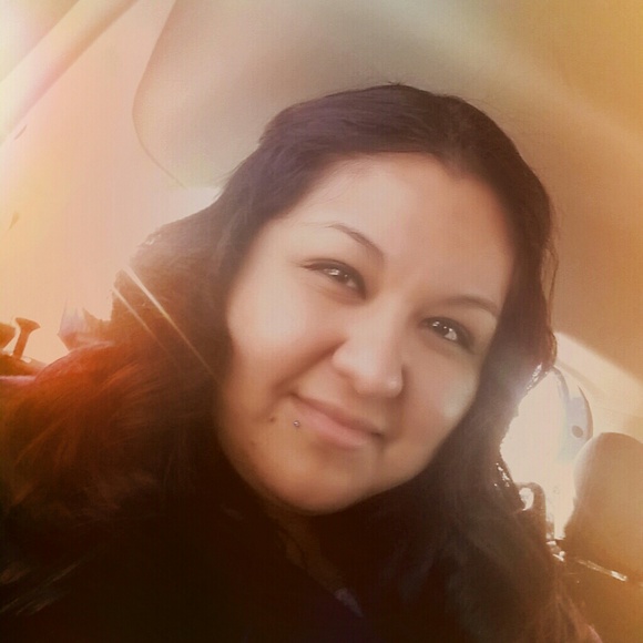 Profile Picture of Daniela Bedolla (@daniela316) on Poshmark