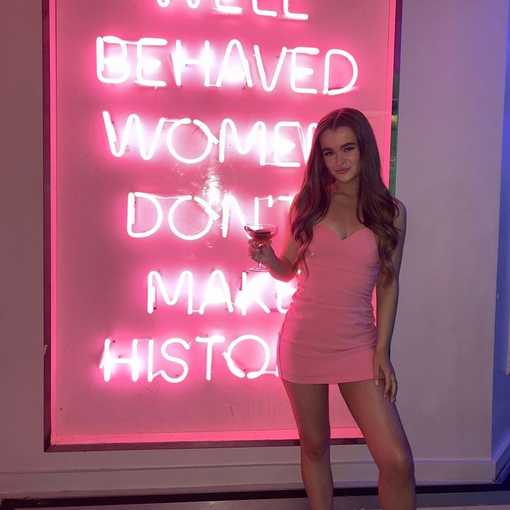 Profile Picture of Amber (@ambergbaldwin) on Tiktok