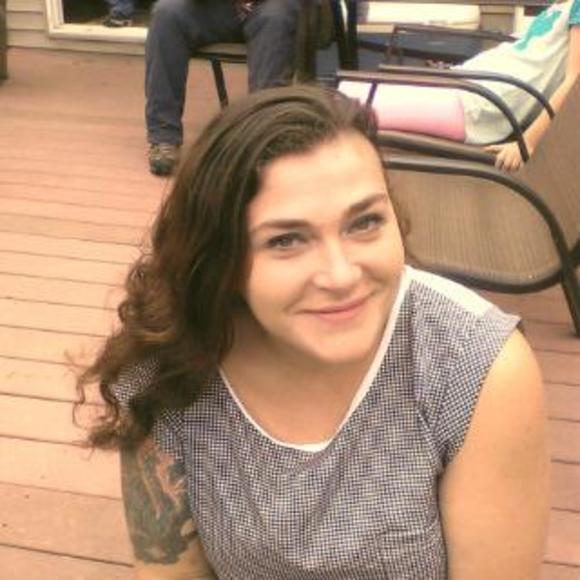 Profile Picture of Meredith Bernartz (@mbernartz) on Poshmark