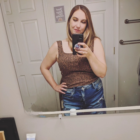 Profile Picture of Carly Heider (@carlyheider) on Poshmark
