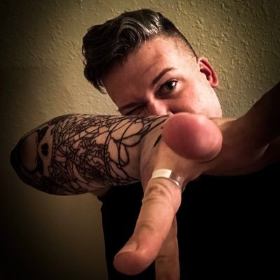 Profile Picture of Daniel Earl (@ivanideanow) on Twitter