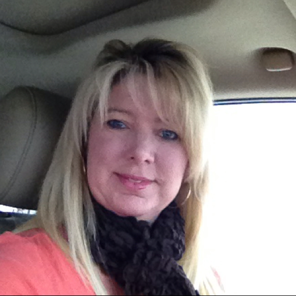 Profile Picture of Christy Read (@christyread3) on Poshmark