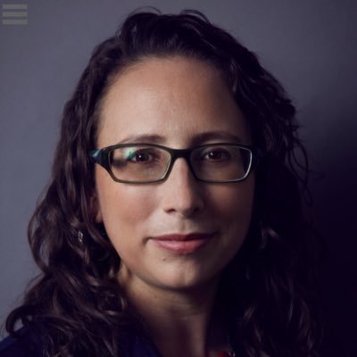 Profile Picture of Kelle Cruz (@@kellecruz) on Twitter