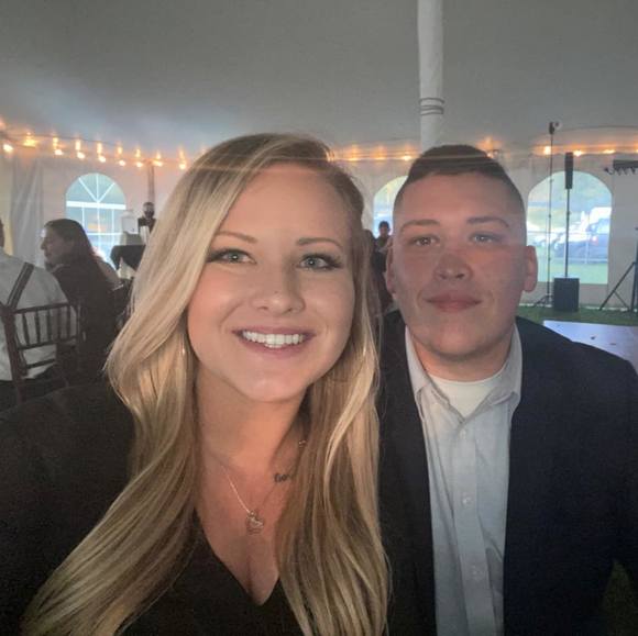 Profile Picture of Kayla Symonds (@kaylasymonds) on Poshmark