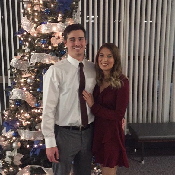 Profile Picture of Ally Eddinger (@allyeddinger) on Poshmark