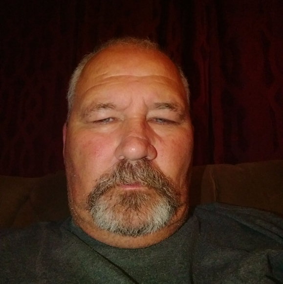 Profile Picture of Noel Mccue (@mccue_noel) on Poshmark