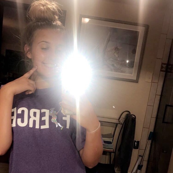 Profile Picture of Erika Ellison (@eellisonn) on Poshmark