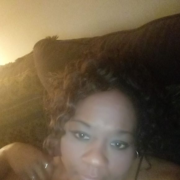 Profile Picture of Yolanda Grimes (@ymgrimes) on Poshmark