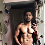 Profile Picture of Mayank Muradia (@my.self.mayank) on Instagram