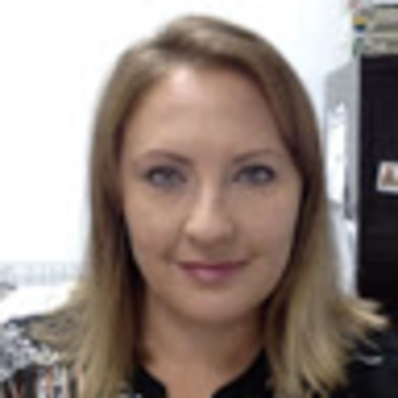 Crystal Ifland - Poshmark Profile Picture of Crystal Ifland (@cifland) on Poshmark