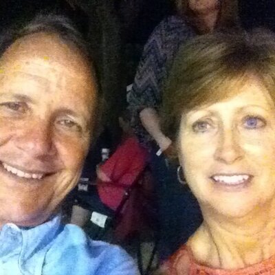 Profile Picture of Vicki Keller (@VickiKeller10) on Twitter
