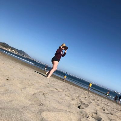 Profile Picture of Emily Cecil (@emcec1113) on Twitter