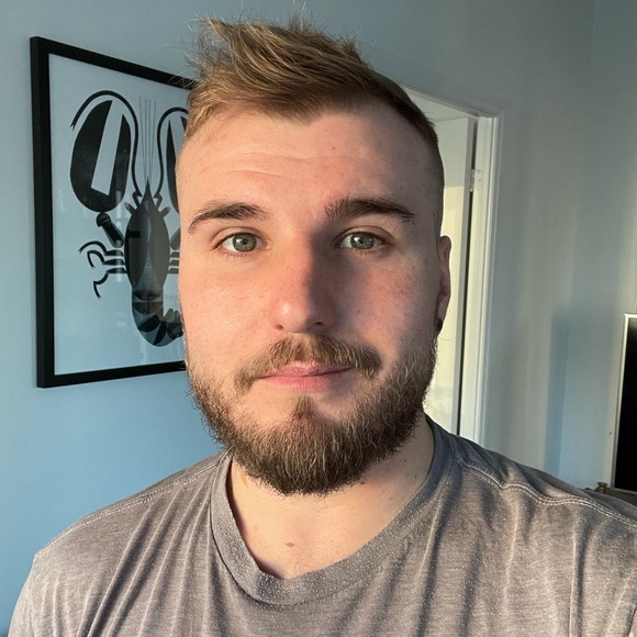 Profile Picture of Raynie Stubbs (@raystx) on Poshmark
