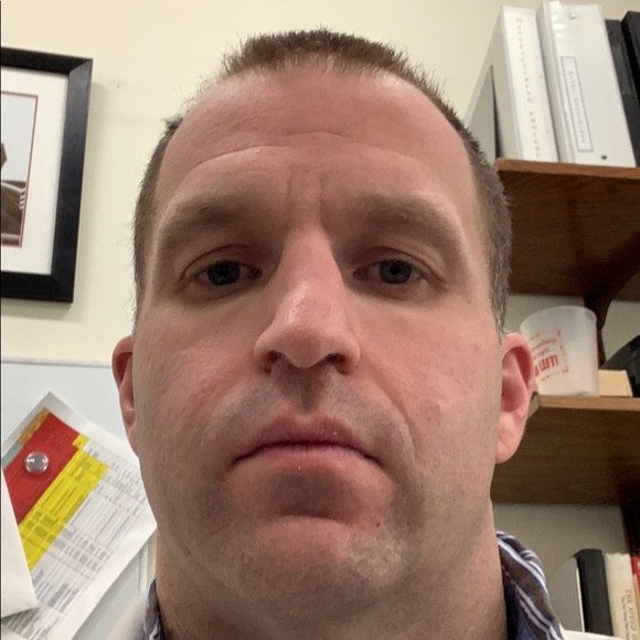 Profile Picture of James Cairns (@jcairn9857) on Poshmark