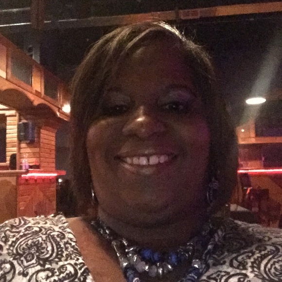 Profile Picture of Patricia Cassimere (@cassimere) on Poshmark