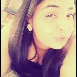 Profile Picture of Roxanne Jimenez (@roxannejimene16) on Twitter