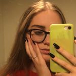 Profile Picture of em (@emilycrompton) on Instagram