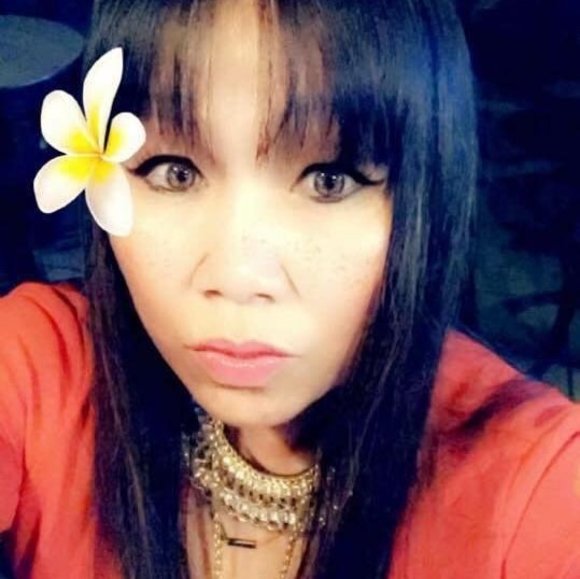Profile Picture of Bunlai Vandeventer (@bunlaiv) on Poshmark