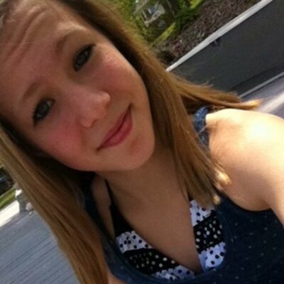 Profile Picture of Cassie Ellis (@cassieleeellis) on Twitter