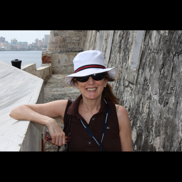 Belinda Broido - Poshmark Profile Picture of Belinda Broido (@belindabroido) on Poshmark