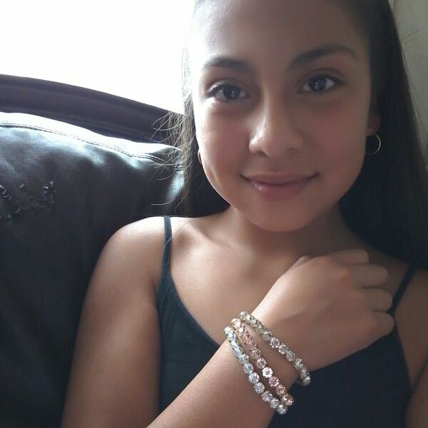 Profile Picture of beatriz alejandra cespedes hidalgo (@beacamyisa) on Tiktok