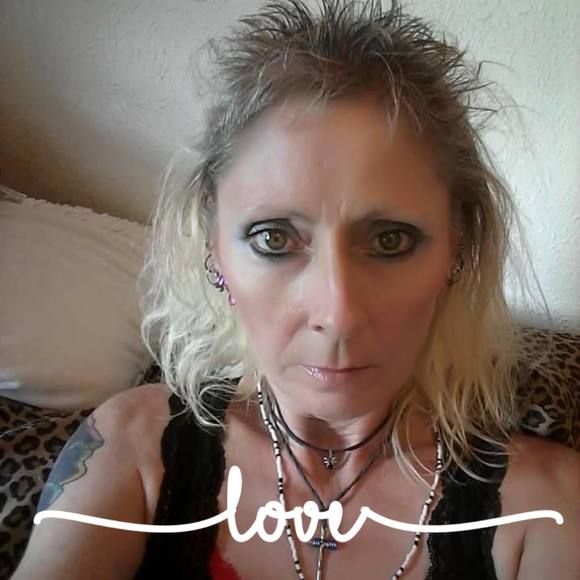 Profile Picture of Teresa Latcham (@teresalatcham36) on Poshmark