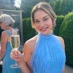 Profile Picture of Julia Van Steenberghe (@van_steenberghe) on Instagram