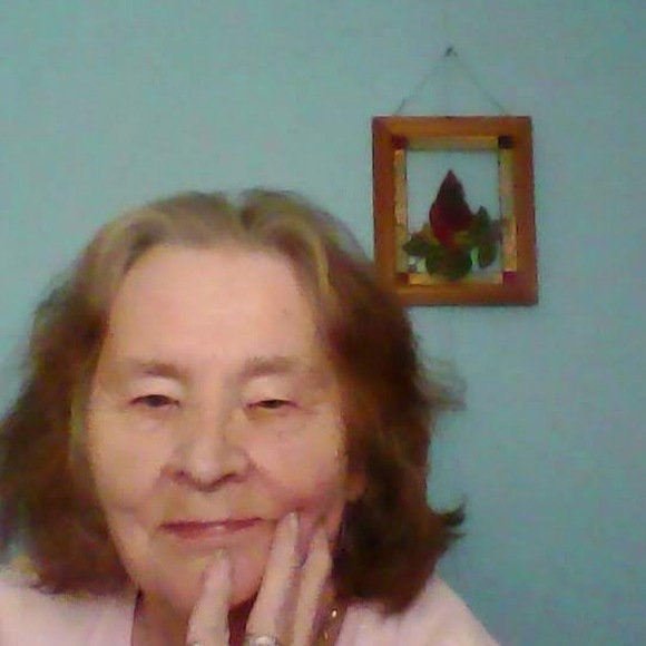 Profile Picture of Anita Riphahn (@54jumpup) on Poshmark