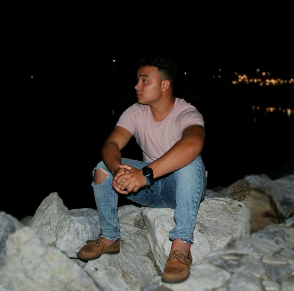 Profile Picture of Camilo Martinez (@camilo1709) on Poshmark