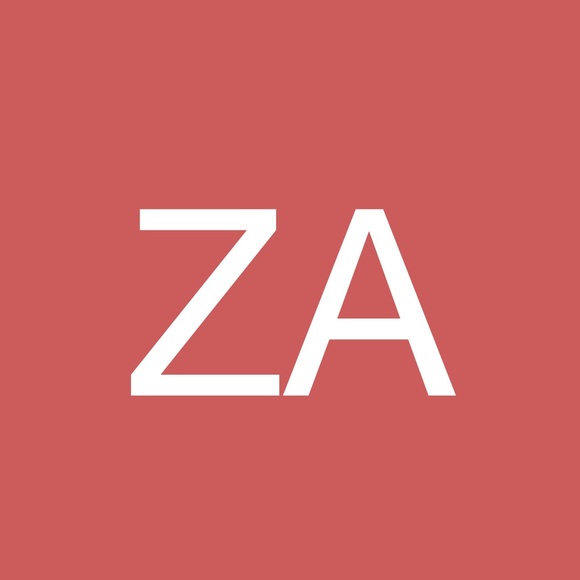 Profile Picture of Zareefa Ahmed-arije (@zareefa_a) on Poshmark